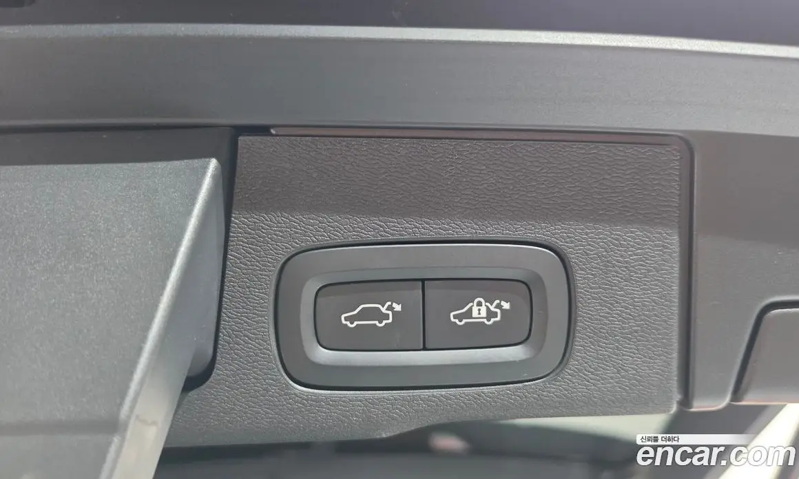 Volvo XC60 2021 2.0 автомат (гидро), фото 18 Volvo XC60 2021 2.0 автомат (гидро), фото 18