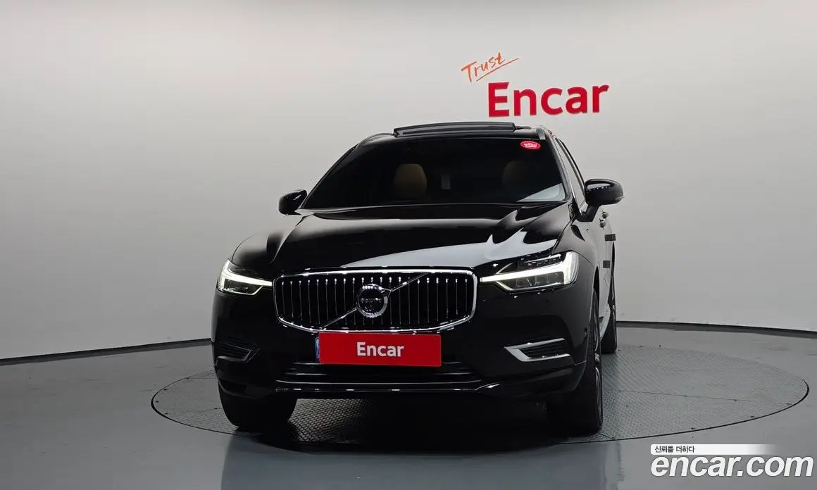 Volvo XC60 2021 2.0 автомат (гидро), фото 3 Volvo XC60 2021 2.0 автомат (гидро), фото 3