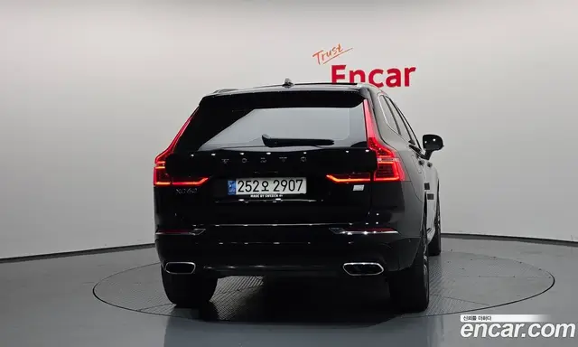Volvo XC60 2021 2.0 автомат (гидро), миниатюра 4 Volvo XC60 2021 2.0 автомат (гидро), миниатюра 4