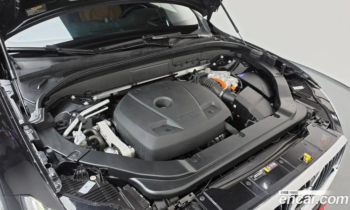 Volvo XC60 2021 2.0 автомат (гидро), фото 8 Volvo XC60 2021 2.0 автомат (гидро), фото 8