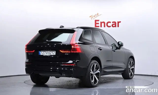 Volvo XC60 2022 2.0 автомат (гидро), миниатюра 2 Volvo XC60 2022 2.0 автомат (гидро), миниатюра 2
