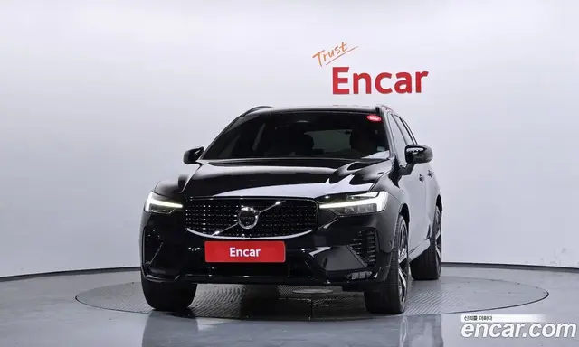 Volvo XC60 2022 2.0 автомат (гидро), миниатюра 3 Volvo XC60 2022 2.0 автомат (гидро), миниатюра 3