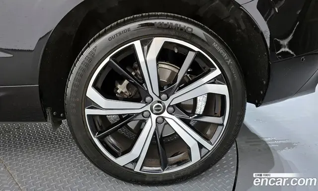 Volvo XC60 2022 2.0 автомат (гидро), миниатюра 7 Volvo XC60 2022 2.0 автомат (гидро), миниатюра 7