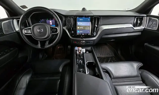 Volvo XC60 2022 2.0 автомат (гидро), миниатюра 10 Volvo XC60 2022 2.0 автомат (гидро), миниатюра 10