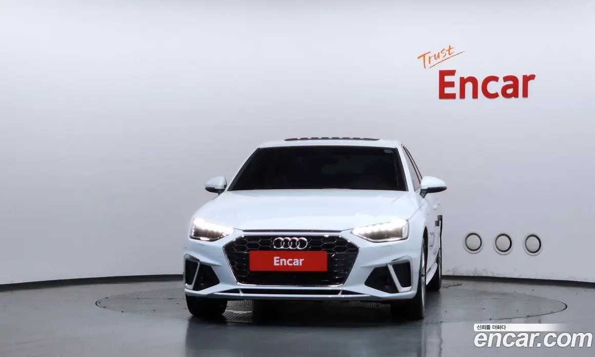 Audi A4 2021 2.0 автомат (гидро), фото 3