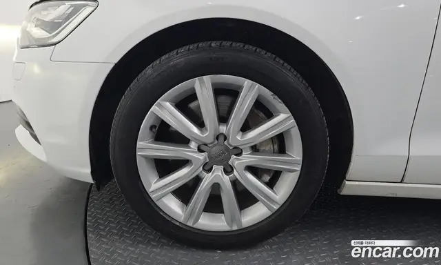 Audi A6 2013 3.0 автомат (гидро), миниатюра 5