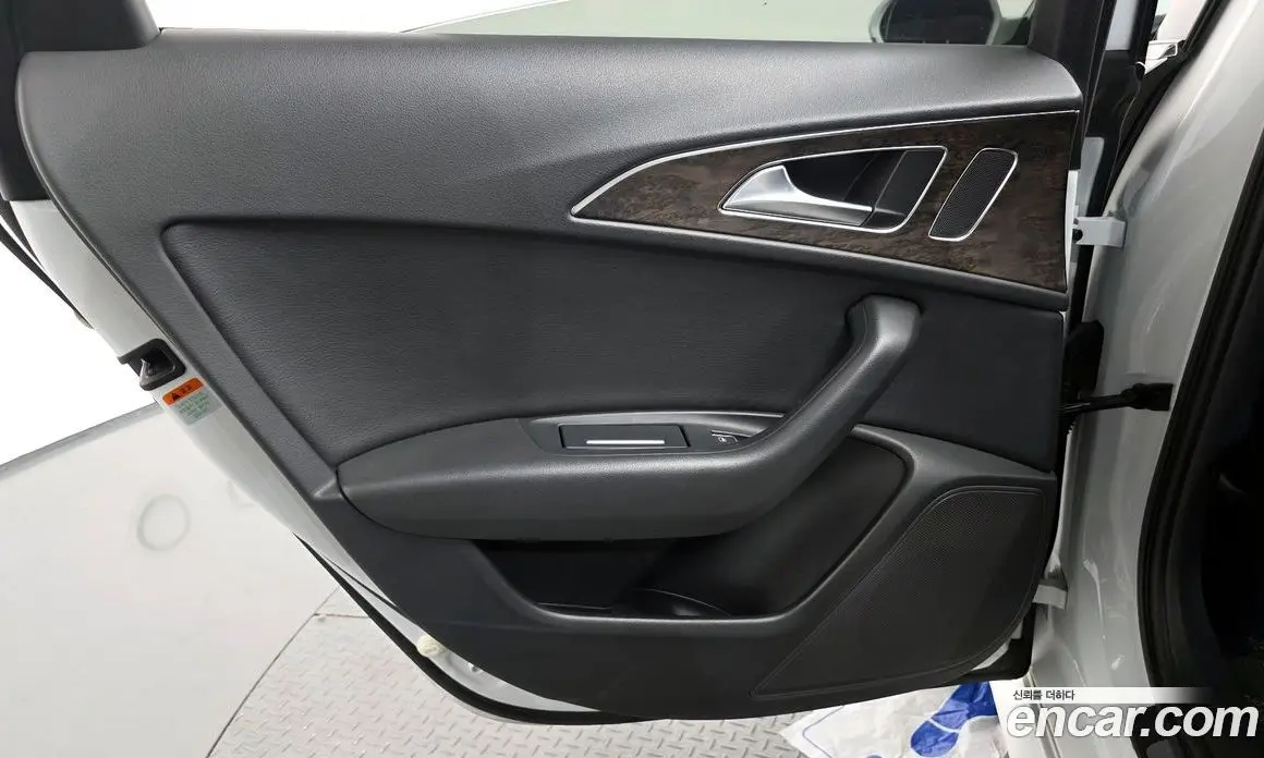 Audi A6 2018 2.0 автомат (гидро), фото 15