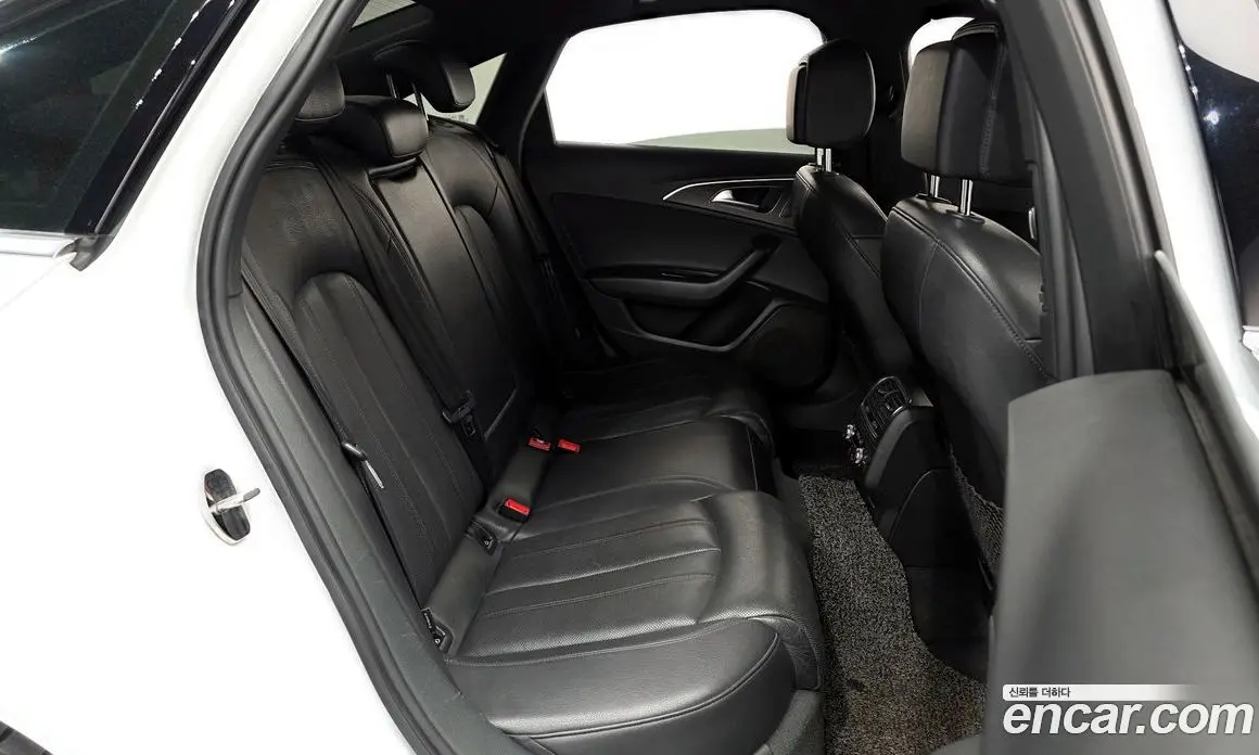 Audi A6 2018 2.0 автомат (гидро), фото 17