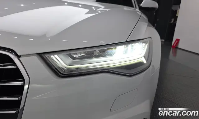 Audi A6 2018 2.0 автомат (гидро), миниатюра 8