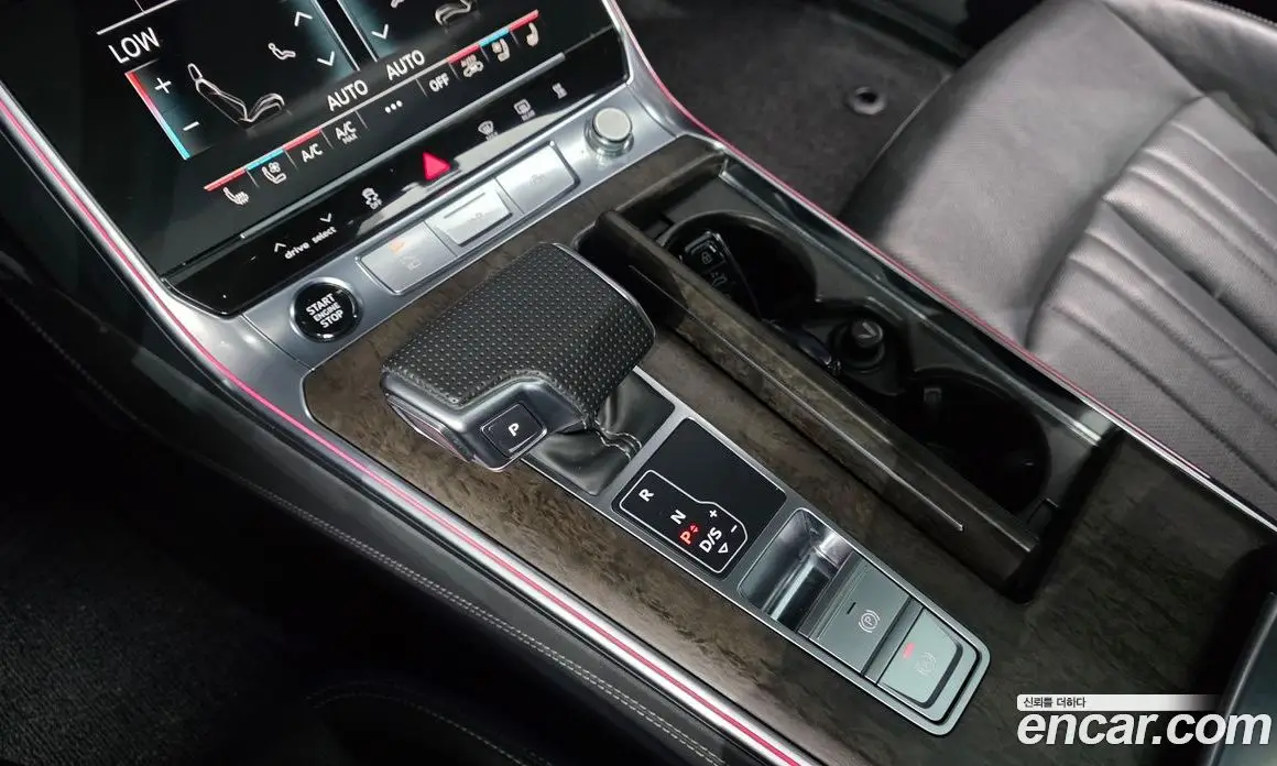 Audi A6 2021 3.0 автомат (гидро), фото 12