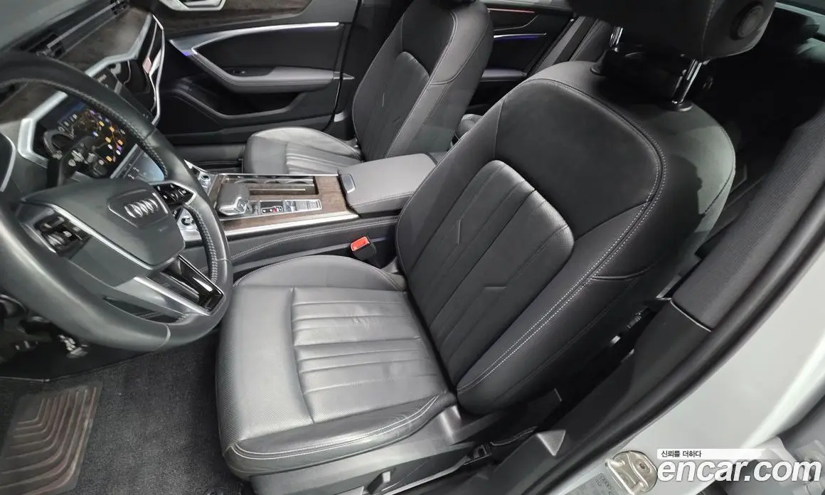 Audi A6 2021 3.0 автомат (гидро), фото 13