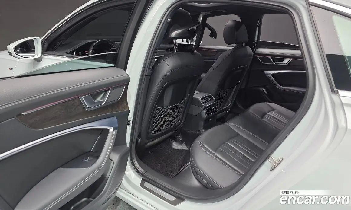 Audi A6 2021 3.0 автомат (гидро), фото 18