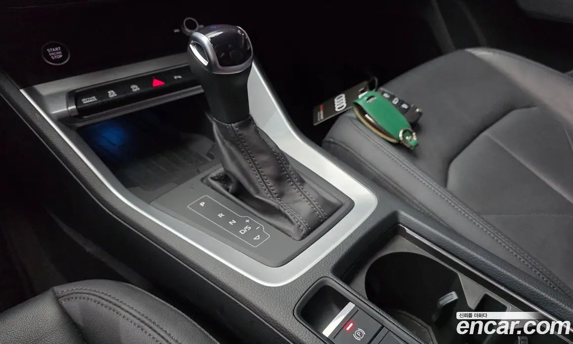 Audi Q3 2023 2.0 автомат (гидро), фото 12