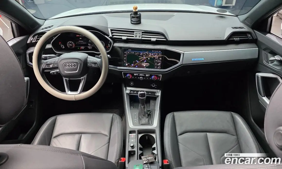 Audi Q3 2023 2.0 автомат (гидро), фото 10