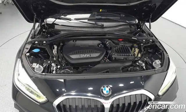 BMW 1 серия 2020 2.0 автомат (гидро), миниатюра 5