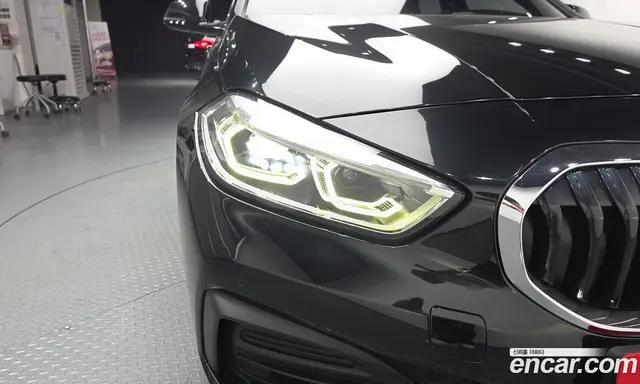 BMW 1 серия 2020 2.0 автомат (гидро), миниатюра 7
