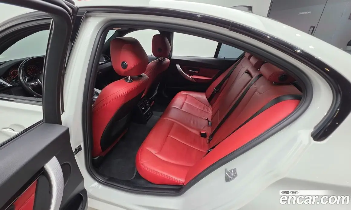 BMW 3 серия 2017 2.0 автомат (гидро), фото 16