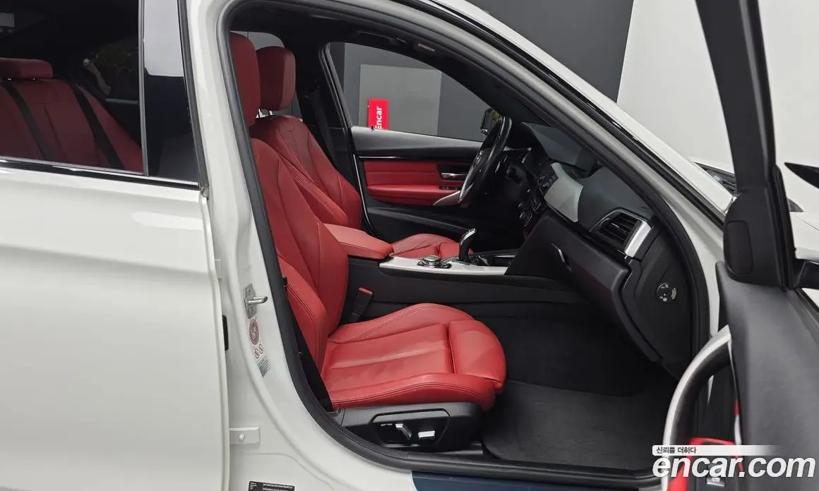 BMW 3 серия 2017 2.0 автомат (гидро), фото 17
