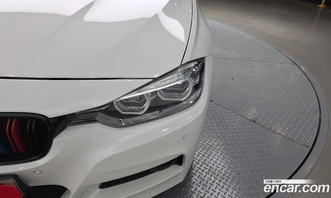 BMW 3 серия 2017 2.0 автомат (гидро), фото 8