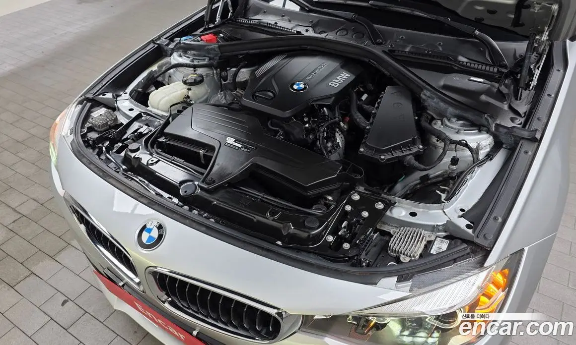 BMW 3 серия 2017 2.0 автомат (гидро), фото 5