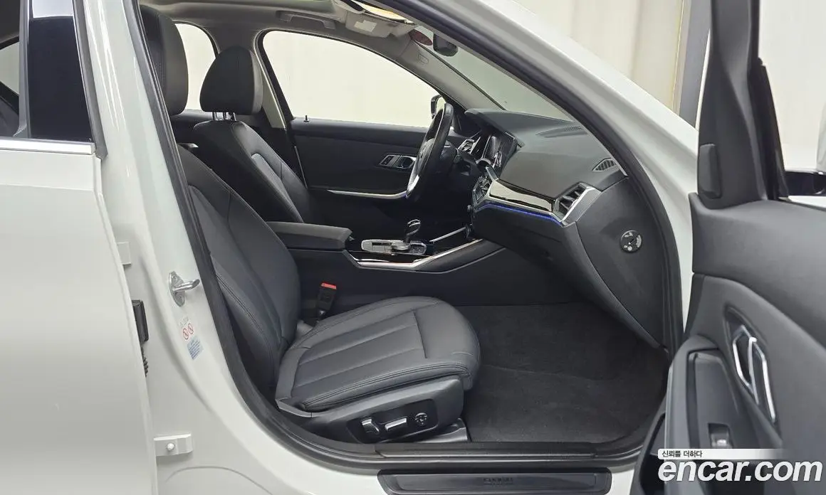 BMW 3 серия 2019 2.0 автомат (гидро), фото 16 BMW 3 серия 2019 2.0 автомат (гидро), фото 16