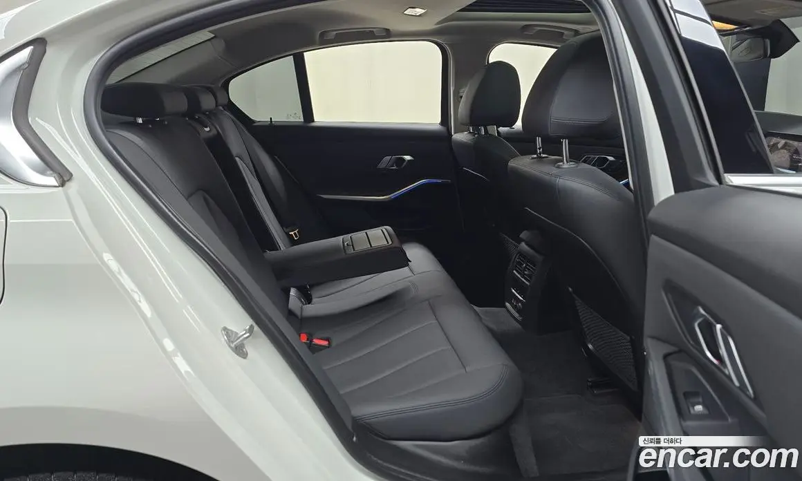 BMW 3 серия 2019 2.0 автомат (гидро), фото 17 BMW 3 серия 2019 2.0 автомат (гидро), фото 17