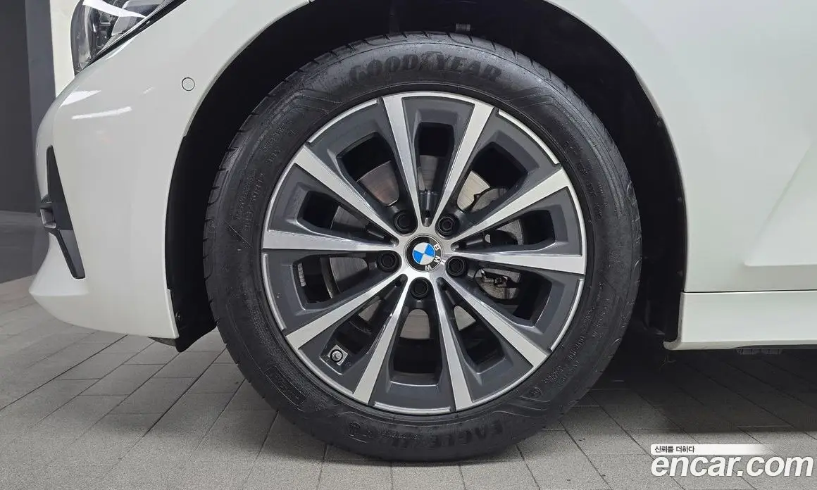 BMW 3 серия 2019 2.0 автомат (гидро), фото 5 BMW 3 серия 2019 2.0 автомат (гидро), фото 5