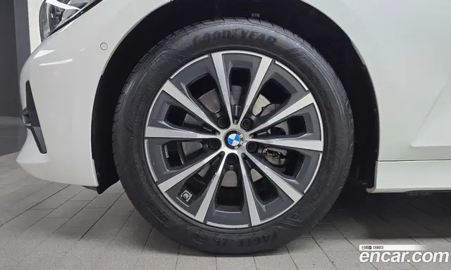 BMW 3 серия 2019 2.0 автомат (гидро), миниатюра 5 BMW 3 серия 2019 2.0 автомат (гидро), миниатюра 5