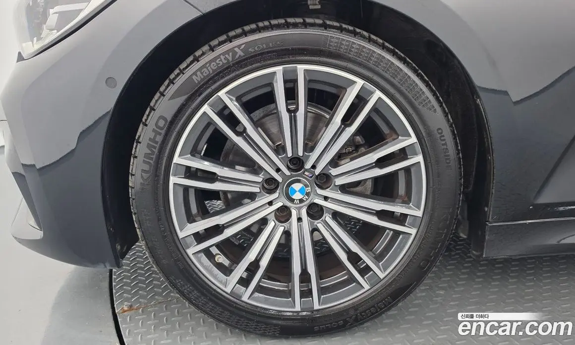 BMW 3 серия 2021 2.0 автомат (гидро), фото 4