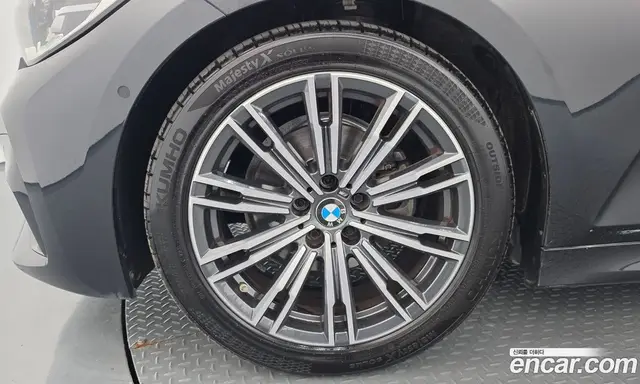 BMW 3 серия 2021 2.0 автомат (гидро), миниатюра 4