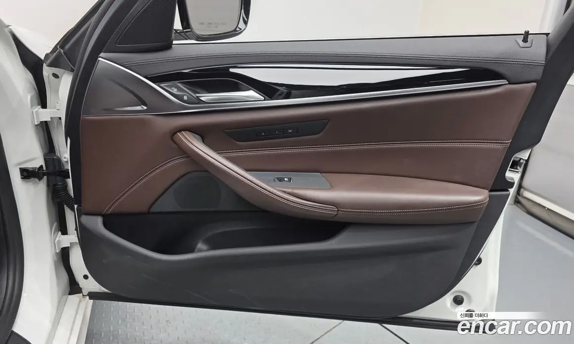 BMW 5 серия 2018 2.0 автомат (гидро), фото 14 BMW 5 серия 2018 2.0 автомат (гидро), фото 14
