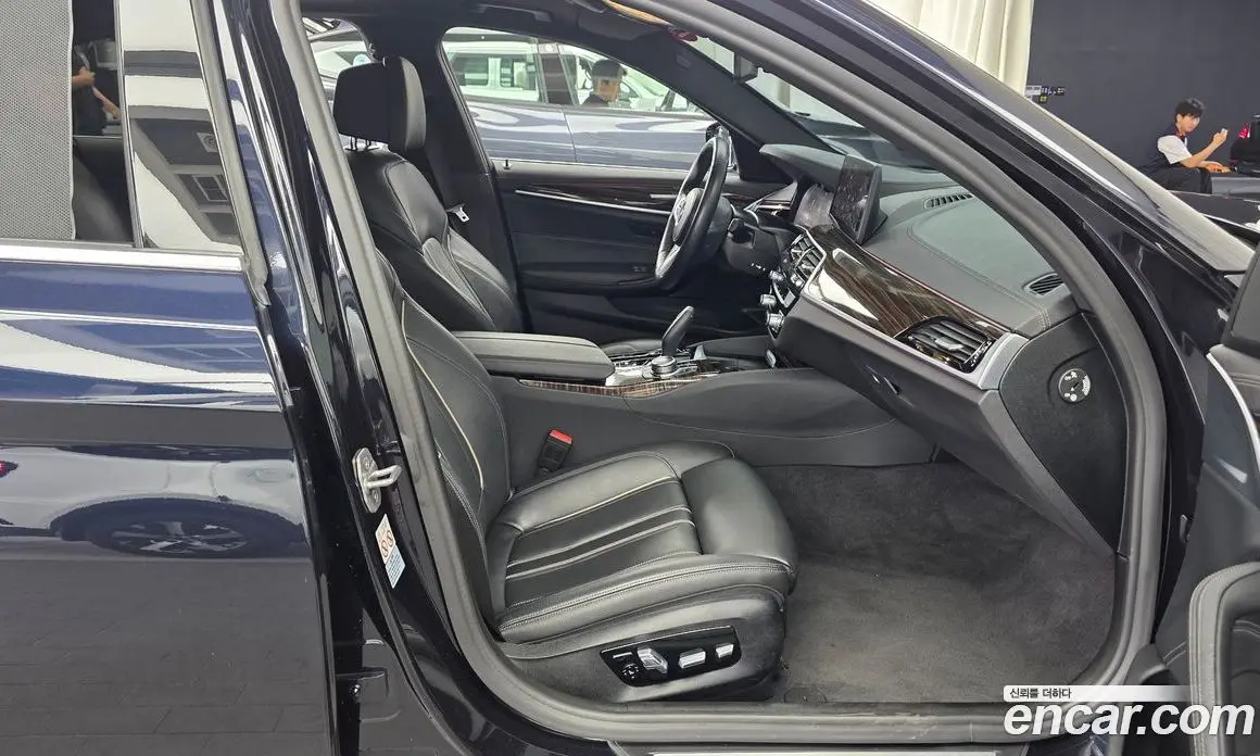 BMW 5 серия 2022 2.0 автомат (гидро), фото 17