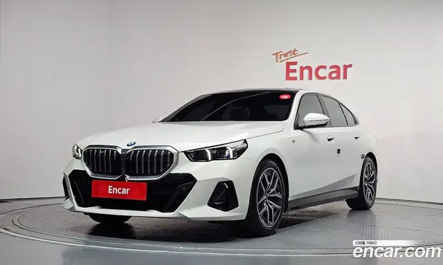 BMW 5 серия, 2024, 38 023 км
