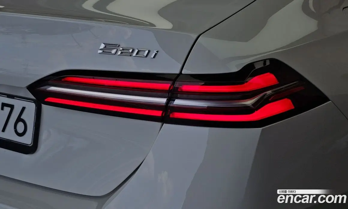 BMW 5 серия 2024 2.0 автомат (гидро), фото 9
