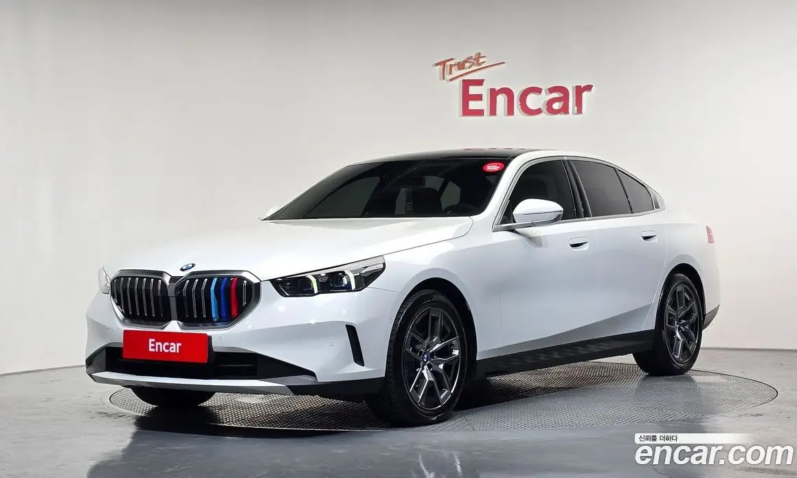 BMW 5 серия 2024 2.0 автомат (гидро), фото 1 BMW 5 серия 2024 2.0 автомат (гидро), фото 1