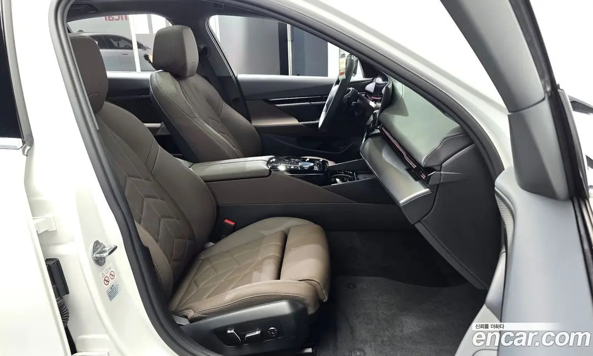 BMW 5 серия 2024 2.0 автомат (гидро), фото 16 BMW 5 серия 2024 2.0 автомат (гидро), фото 16
