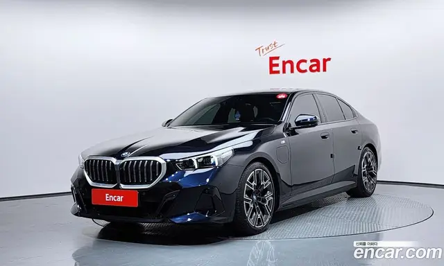 BMW 5 серия, 2025, 10 113 км