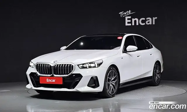 BMW 5 серия, 2025, 10 752 км