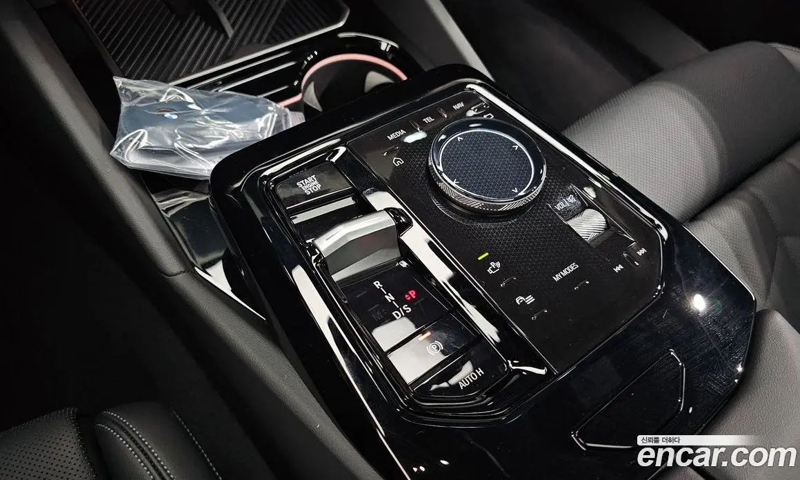 BMW 5 серия 2025 2.0 автомат (гидро), фото 12