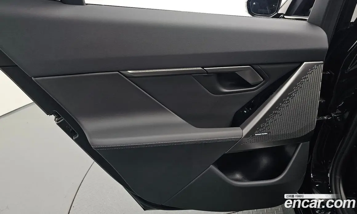 BMW 5 серия 2025 2.0 автомат (гидро), фото 15