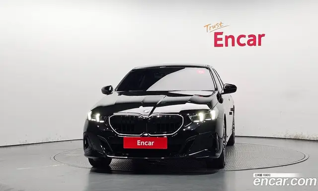 BMW 5 серия 2025 2.0 автомат (гидро), миниатюра 3