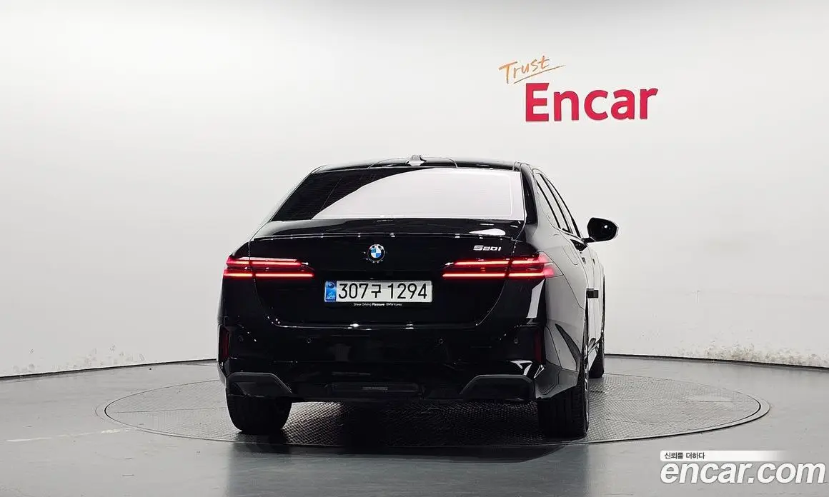 BMW 5 серия 2025 2.0 автомат (гидро), фото 4