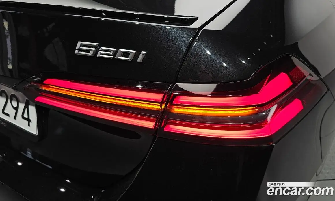 BMW 5 серия 2025 2.0 автомат (гидро), фото 9