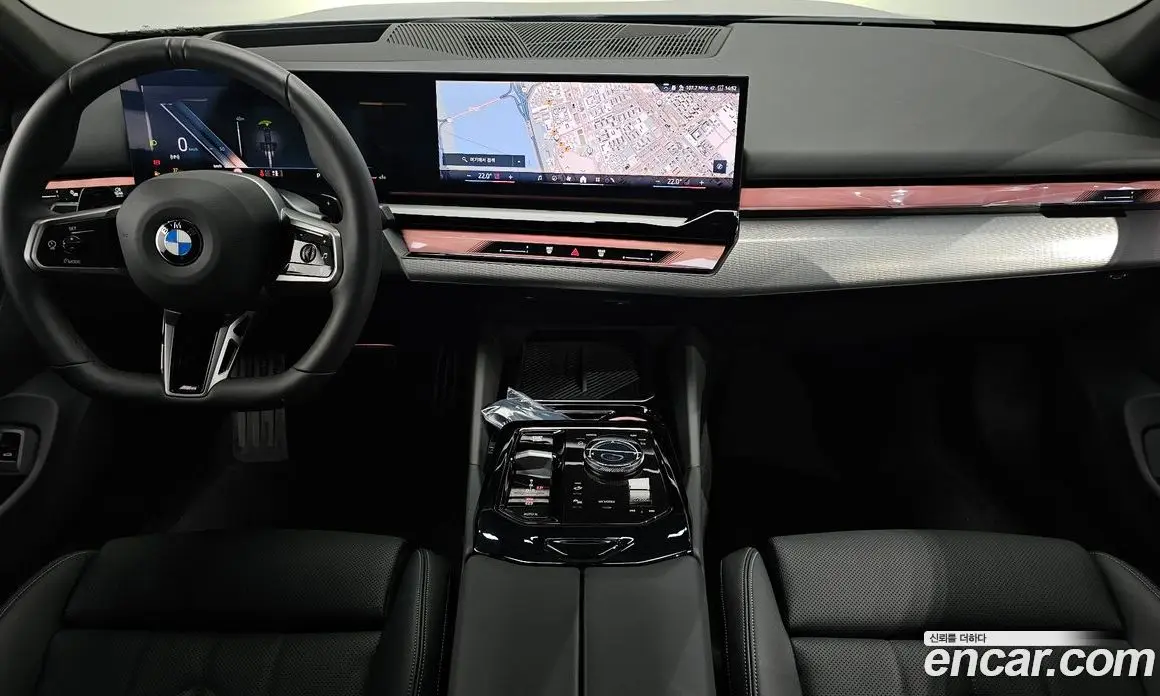 BMW 5 серия 2025 2.0 автомат (гидро), фото 10