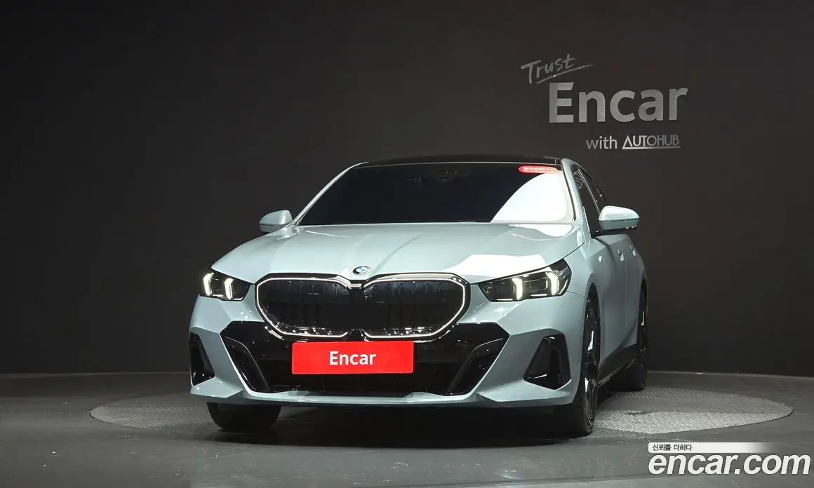 BMW 5 серия 2025 2.0 автомат (гидро), фото 2 BMW 5 серия 2025 2.0 автомат (гидро), фото 2