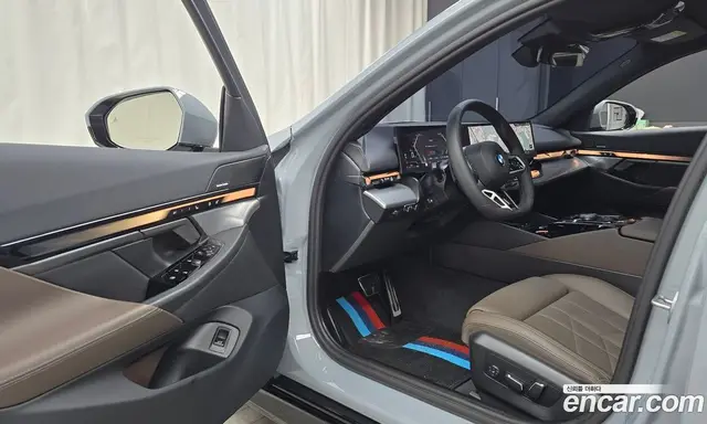 BMW 5 серия 2025 2.0 автомат (гидро), миниатюра 12