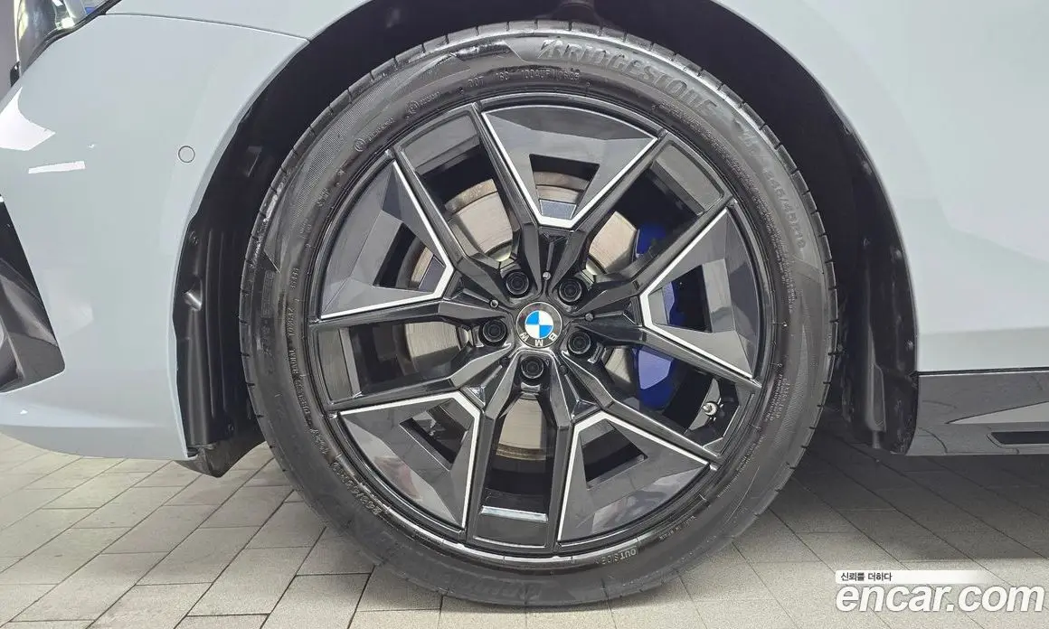 BMW 5 серия 2025 2.0 автомат (гидро), фото 4 BMW 5 серия 2025 2.0 автомат (гидро), фото 4