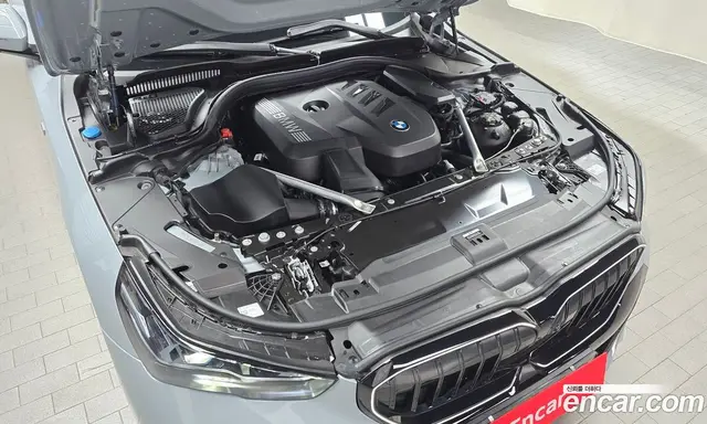 BMW 5 серия 2025 2.0 автомат (гидро), миниатюра 5 BMW 5 серия 2025 2.0 автомат (гидро), миниатюра 5