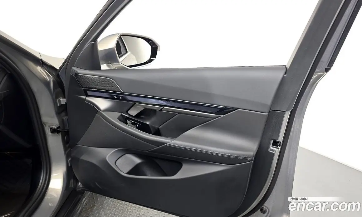 BMW 5 серия 2026 2.0 автомат (гидро), фото 13