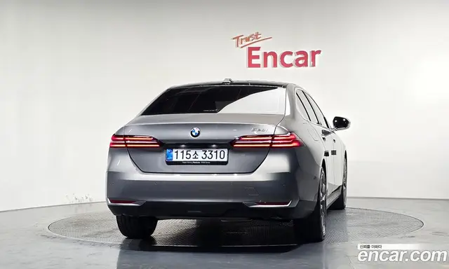 BMW 5 серия 2026 2.0 автомат (гидро), миниатюра 3
